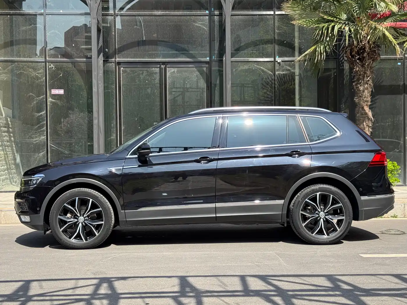 Volkswagen Tiguan L 2017 330TSI Automatic 2WD Flagship Edition фото 29