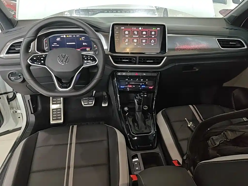 Volkswagen T-Roc, миниатюра 10