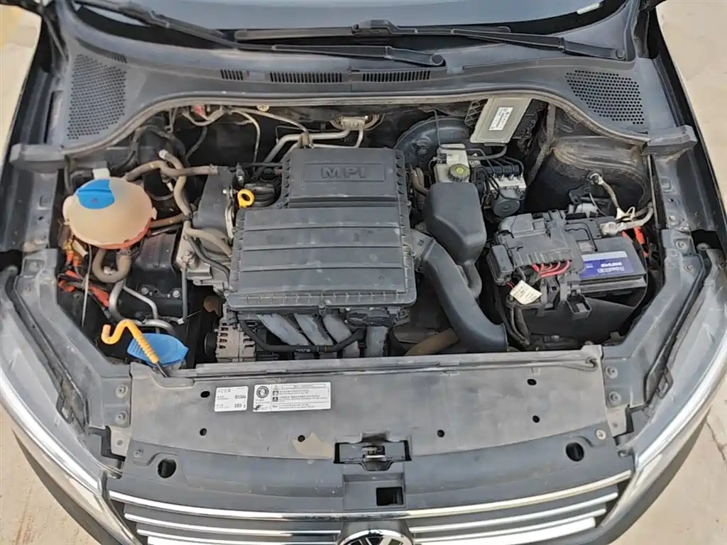 Volkswagen Santana 2016 1.6L Manual Trend Edition фото 20