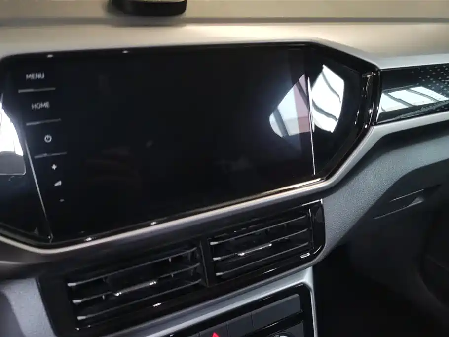 Volkswagen T-Cross 2023 280TSI DSG Luxury Edition фото 13