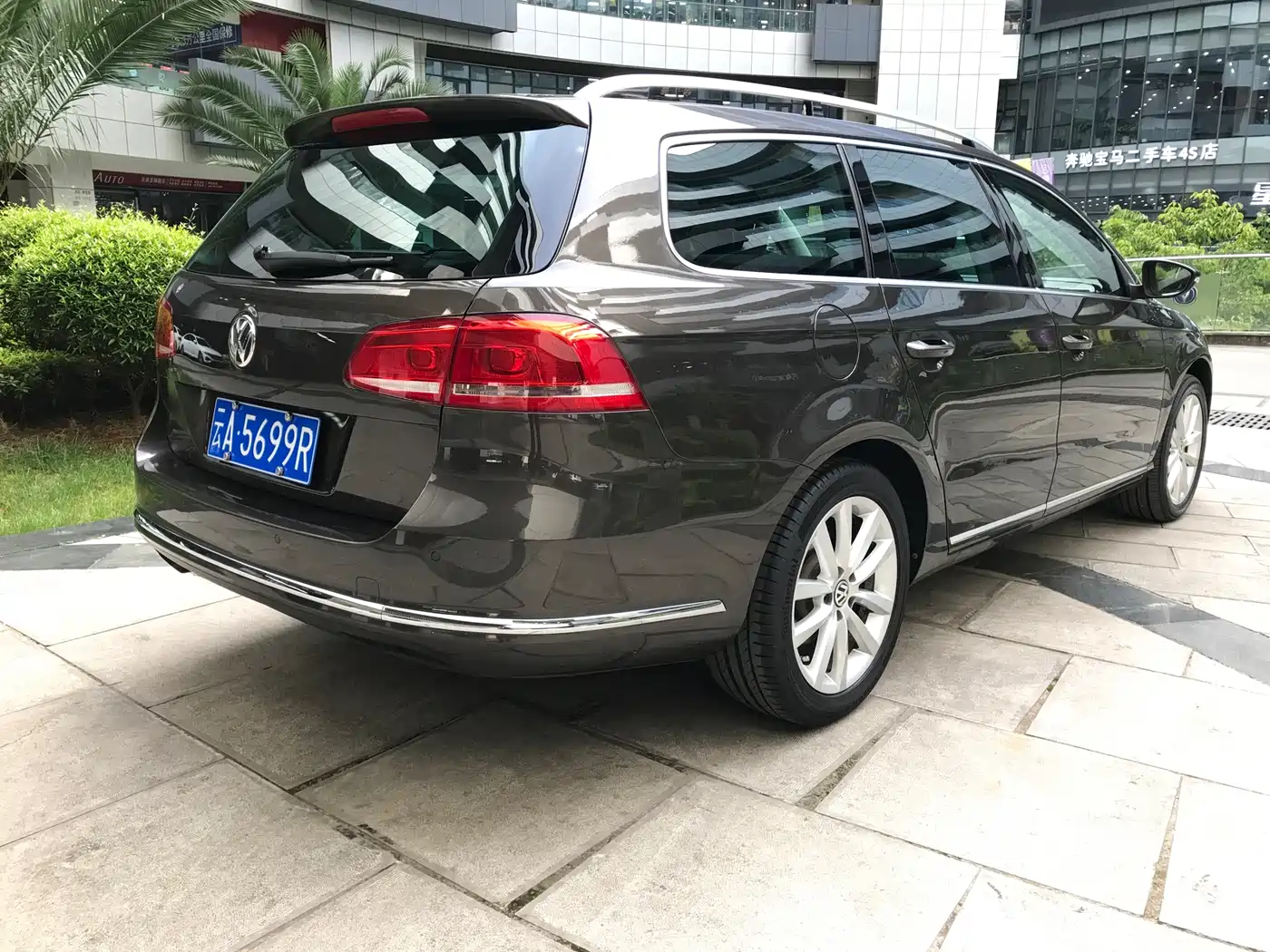 Volkswagen Magotan (Import) 2012 Wagon 2.0TSI Comfort фото 8