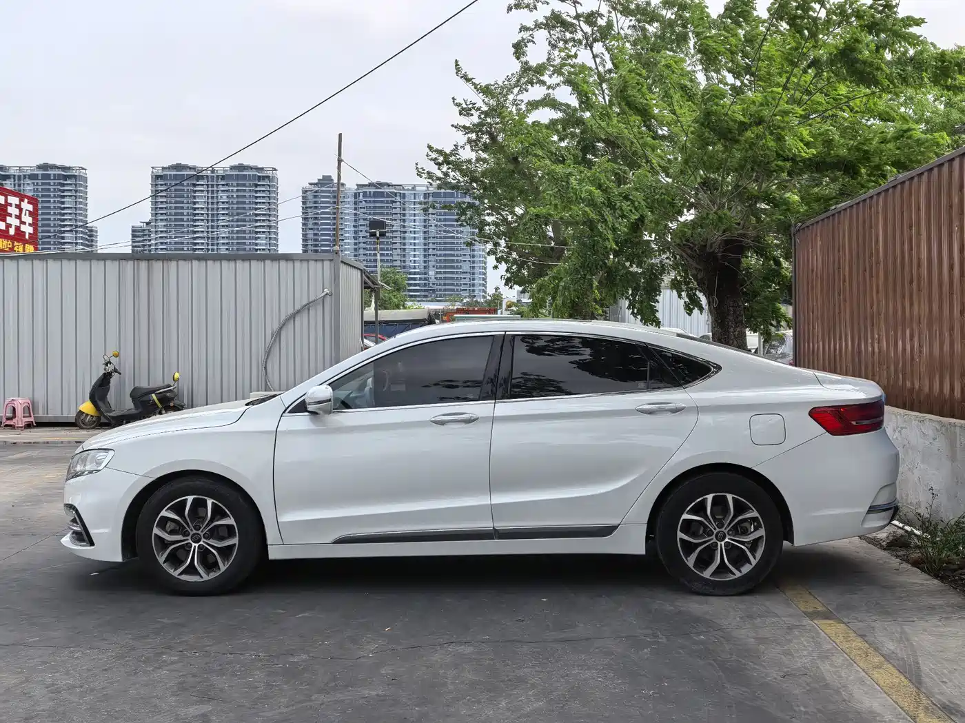 Geely Borui 2019 2017 2.4L Premium