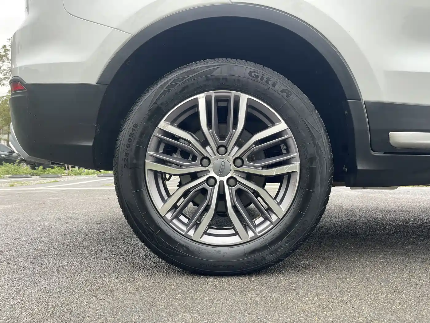 GEELY AUTOMOBILE BOYUE