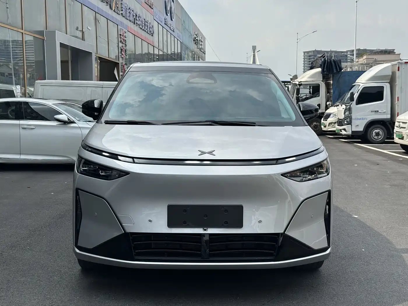 XPeng X9 2025 2025 Extended Range Edition