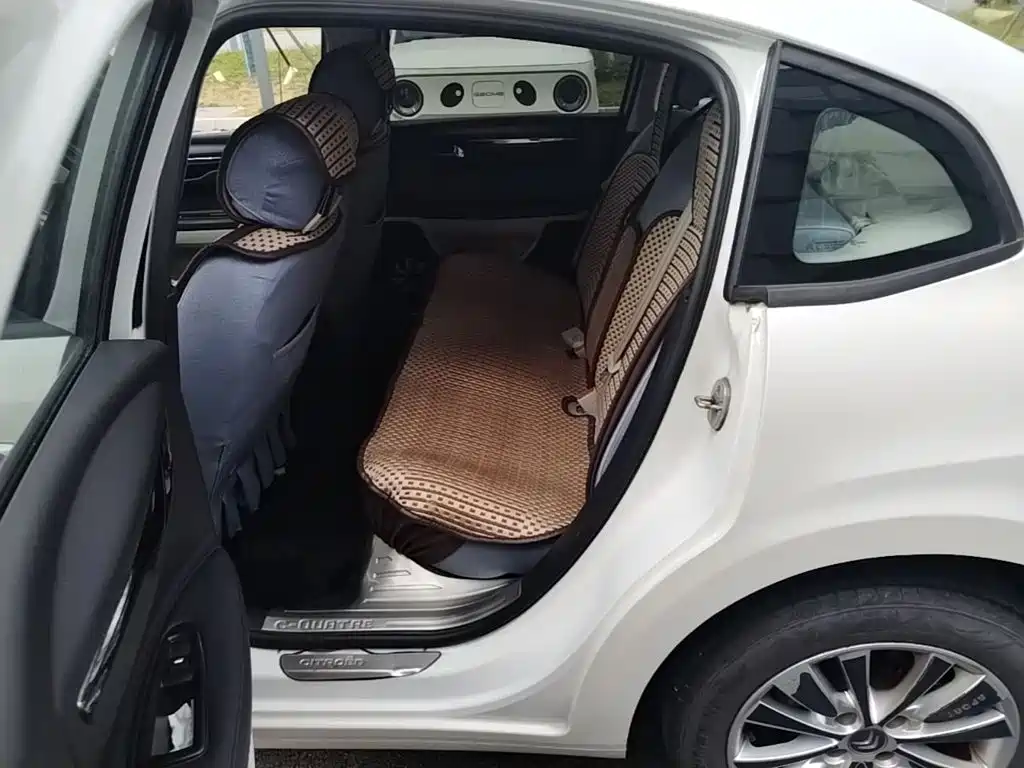 Citroën C-Quatre 2015 2014 VTS Edition 1.6L Automatic Style
