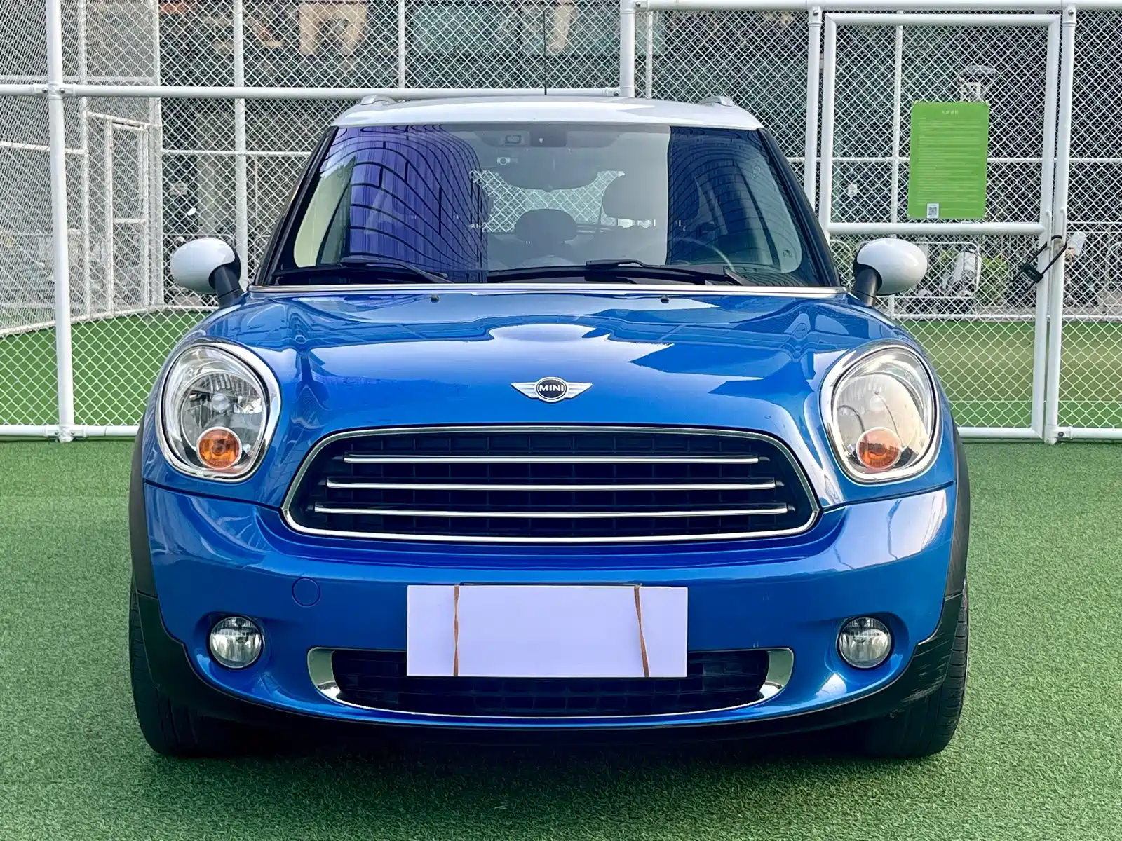 صورة 2 - MINI COUNTRYMAN