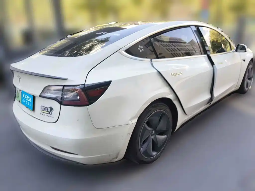 Tesla Model 3 (Import) 2020 2019 Long Range All-Wheel Drive Edition