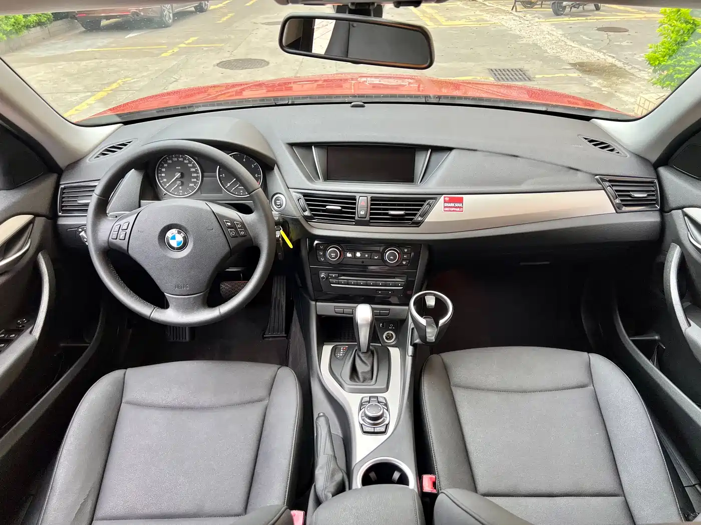 BMW X1 (Import) 2012 xDrive20i фото 8