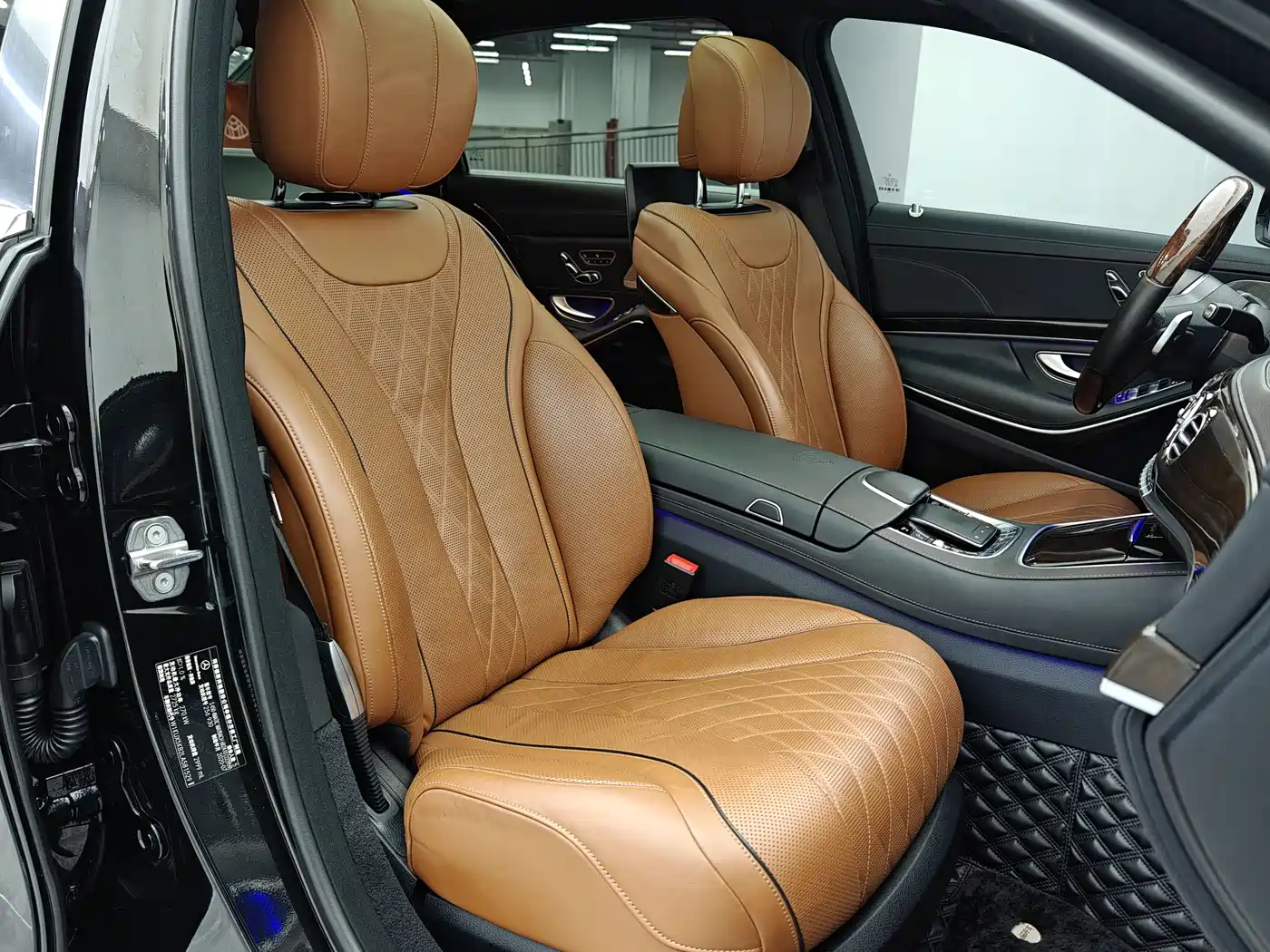 Mercedes-Benz Maybach S-Class 2020 S 450 4MATIC Collector's Edition фото 7