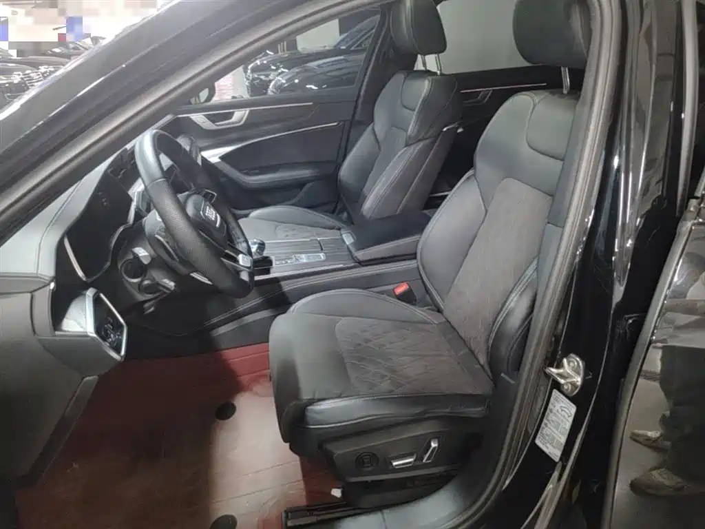Audi A6L 2024 55 TFSI quattro Exclusive Dynamic фото 22