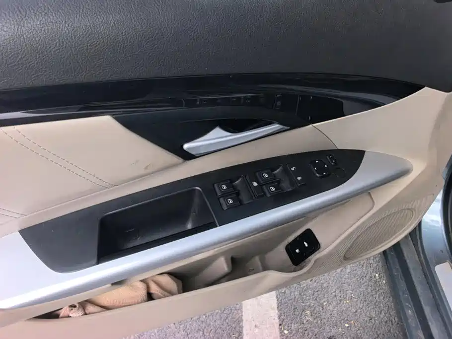 BAIC Senova D70 2013 2013 2.0T Comfort Edition