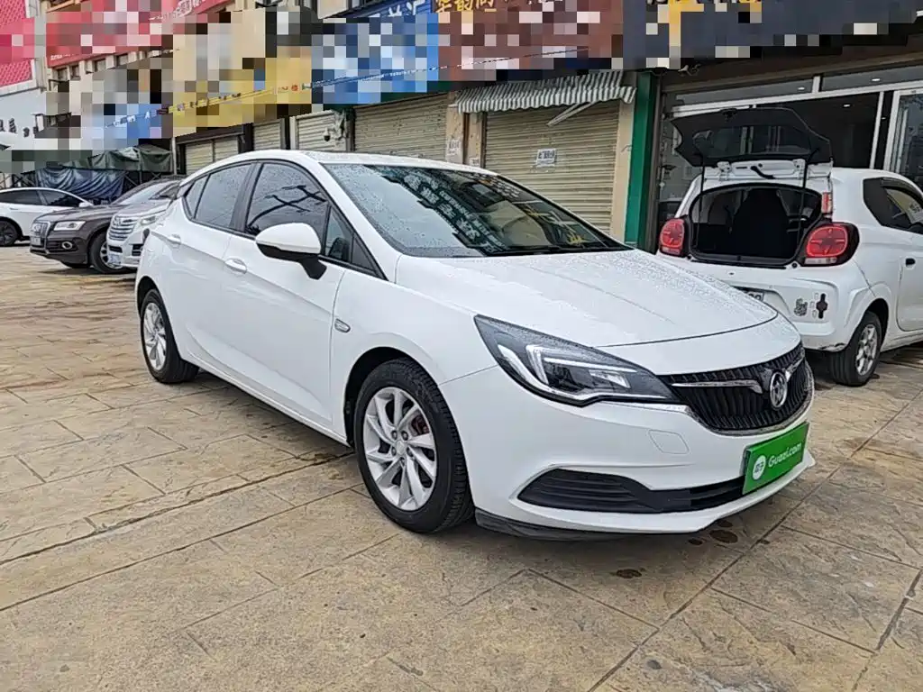 Фото 4 - Buick Verano
