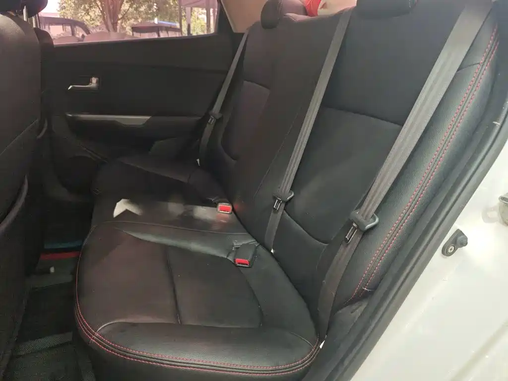 Kia K2 2017 2015 Sedan 1.4L MT GLS