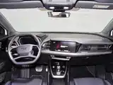 Фото 10 - Audi Q4 e-tron