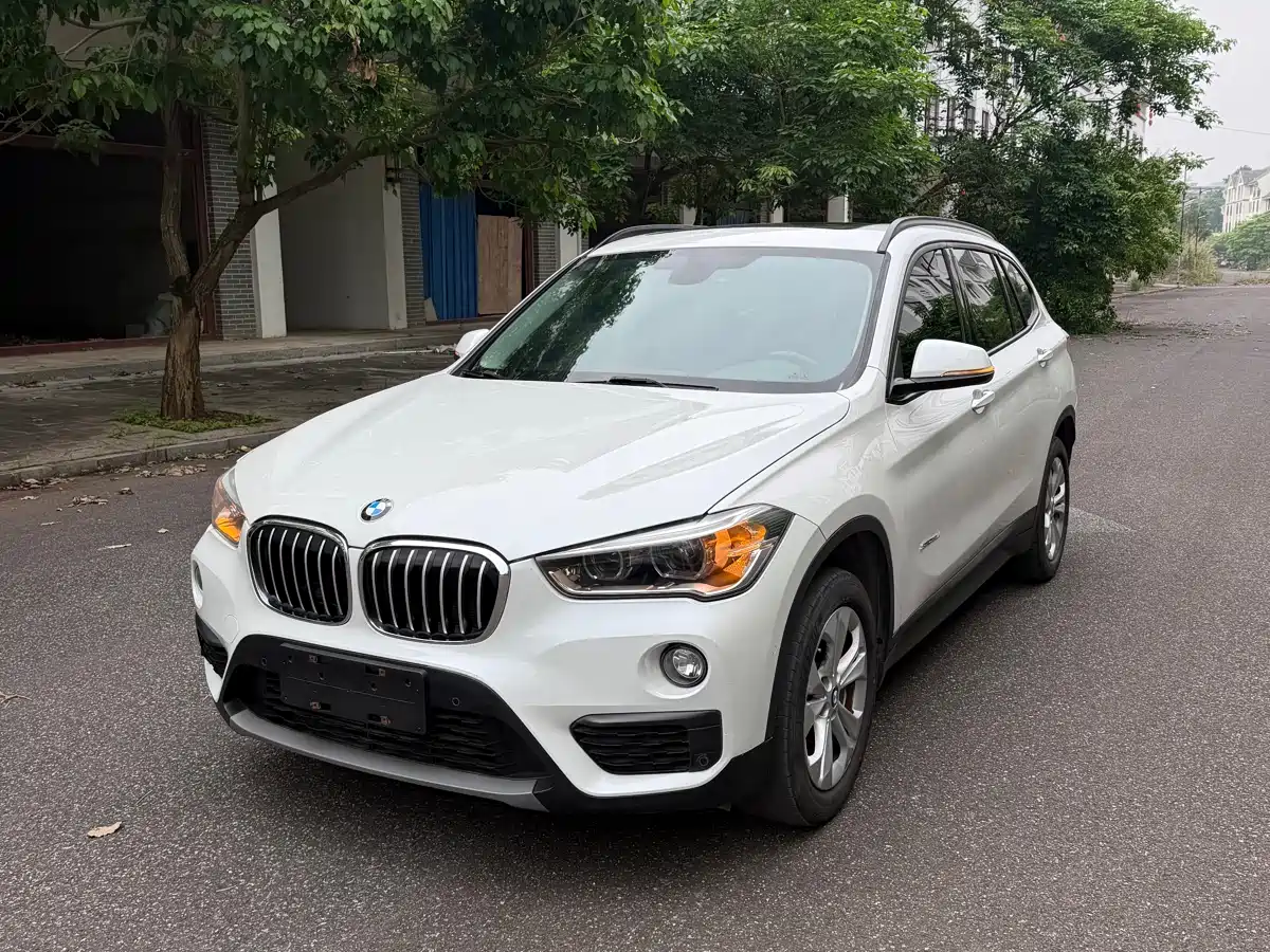 BMW X1 2016 sDrive18Li Premium Model