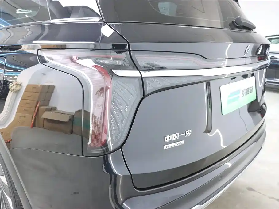 Hongqi HS7 PHEV 2024 2.0T PHEV AWD Qichang Edition 7-seater фото 34