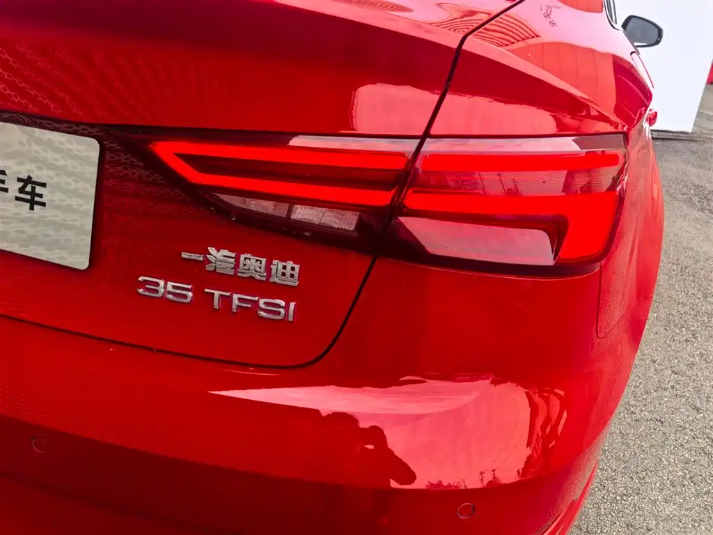Audi A3 2019 Limousine 35 TFSI Fashion China V фото 16