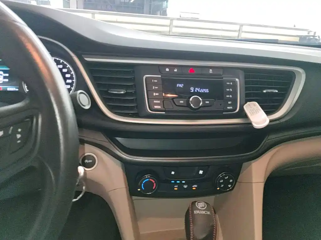 Фото 13 - Buick Excelle