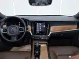 Photo 10 - Volvo S90