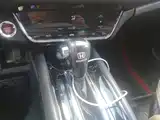 Photo 16 - Honda Vezel