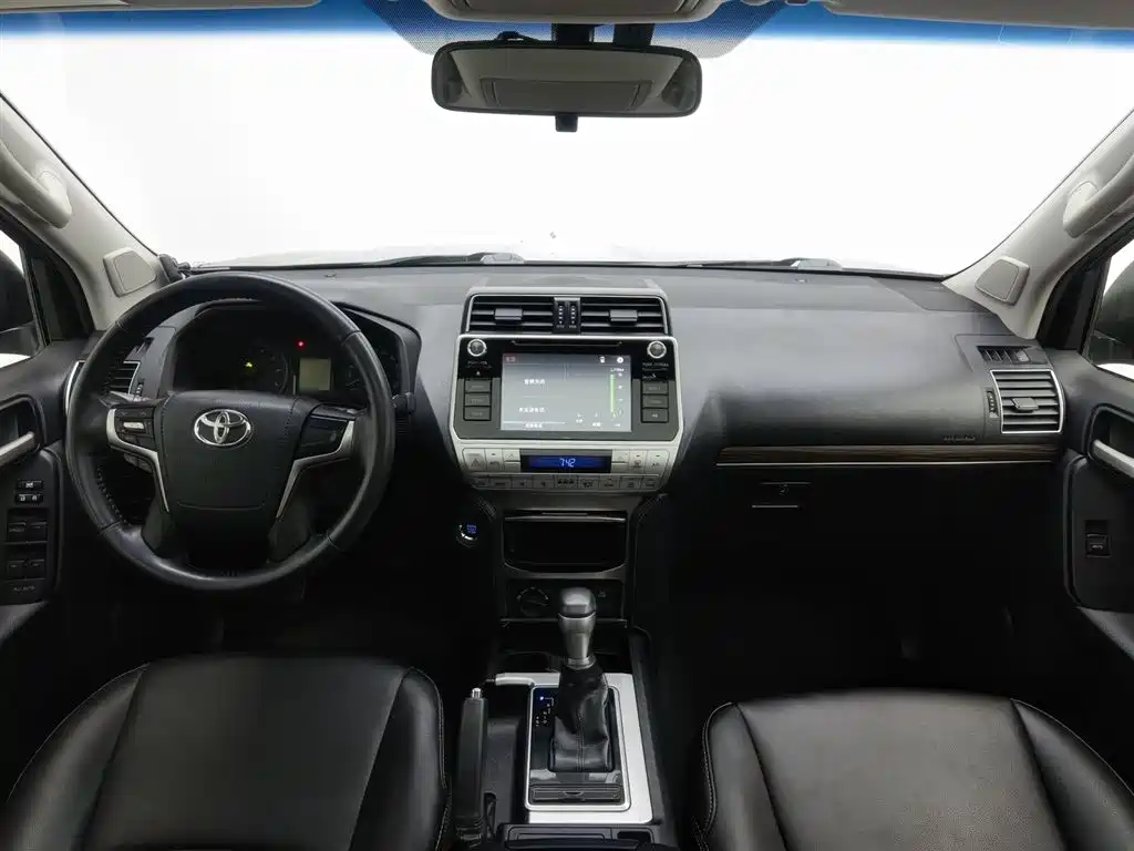 Toyota Prado 2018 3.5L Auto TX фото 5