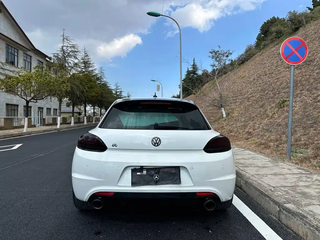 صورة 4 - Volkswagen Scirocco