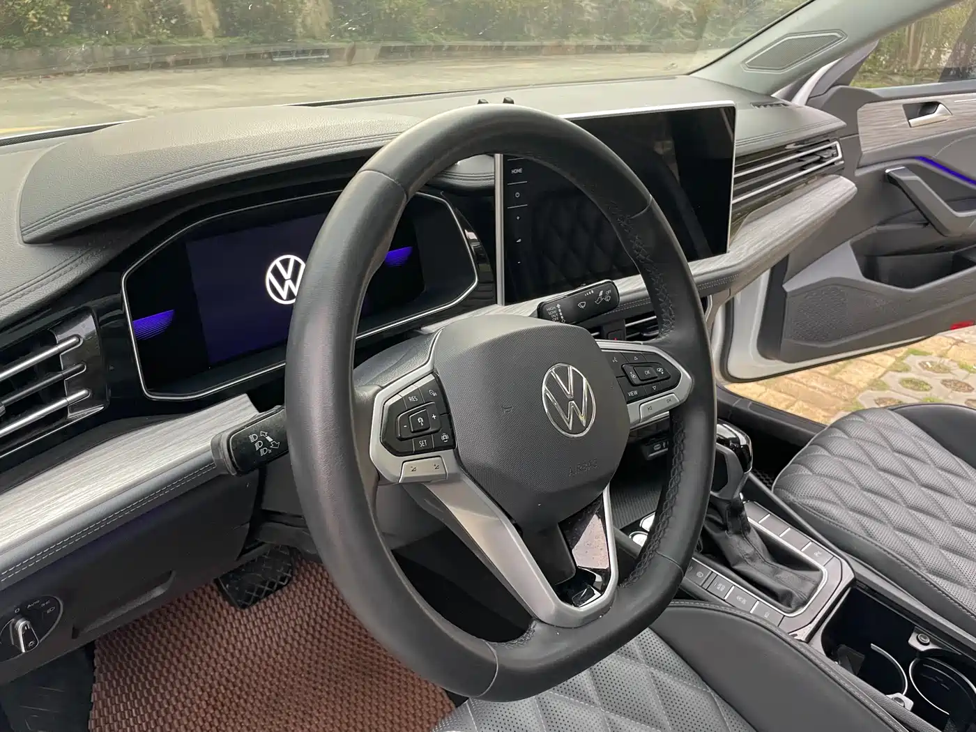 Volkswagen Sagitar 2023 Model Year 200TSI DSG Surpass Edition фото 7