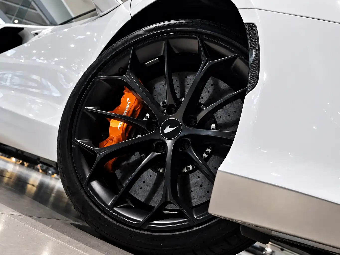McLaren Artura 2024 2023 3.0T Hybrid Standard