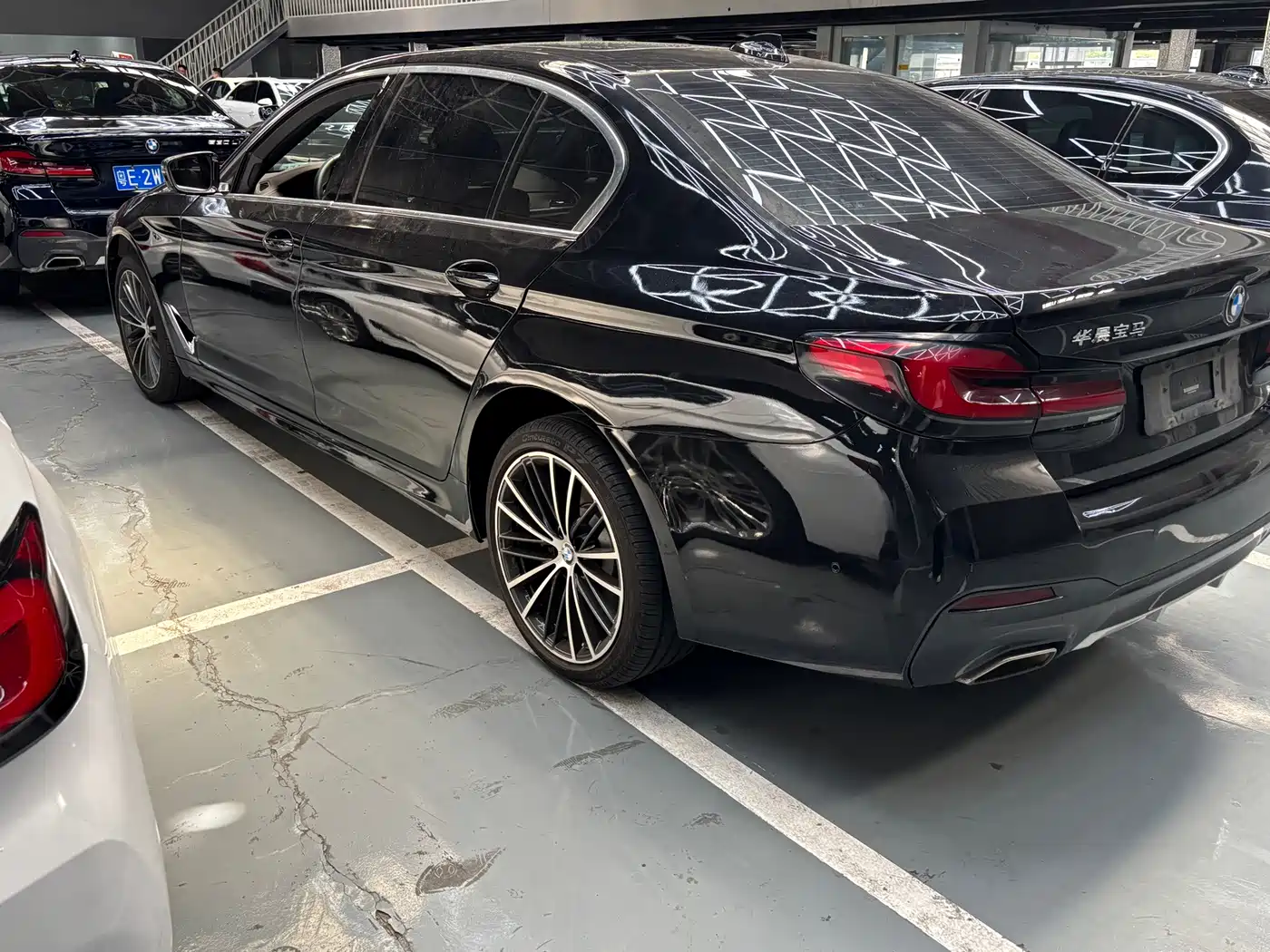 Фото 11 - BMW 5 Series