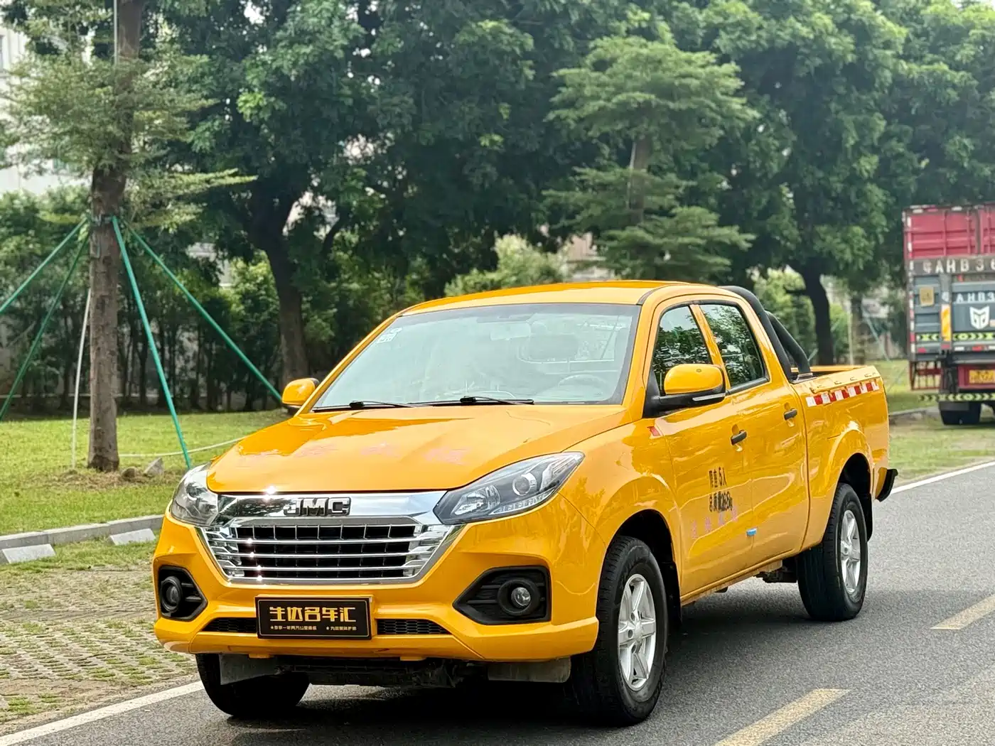 Jiangling Baodian 2020 2020 Model 2.5T Diesel 2WD Comfort Long Wheelbase JX4D25A6L