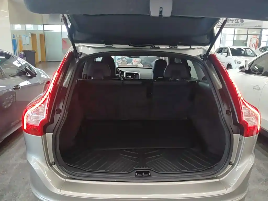 Volvo XC60 2015 2015 T5 Smart Advance Edition