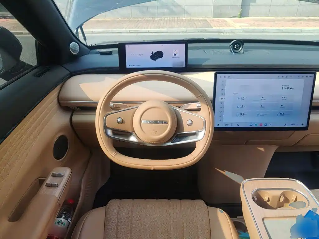 Exeed Exlantix ET 2025 2025 Model EREV 265 Pro 2WD Highway Assist