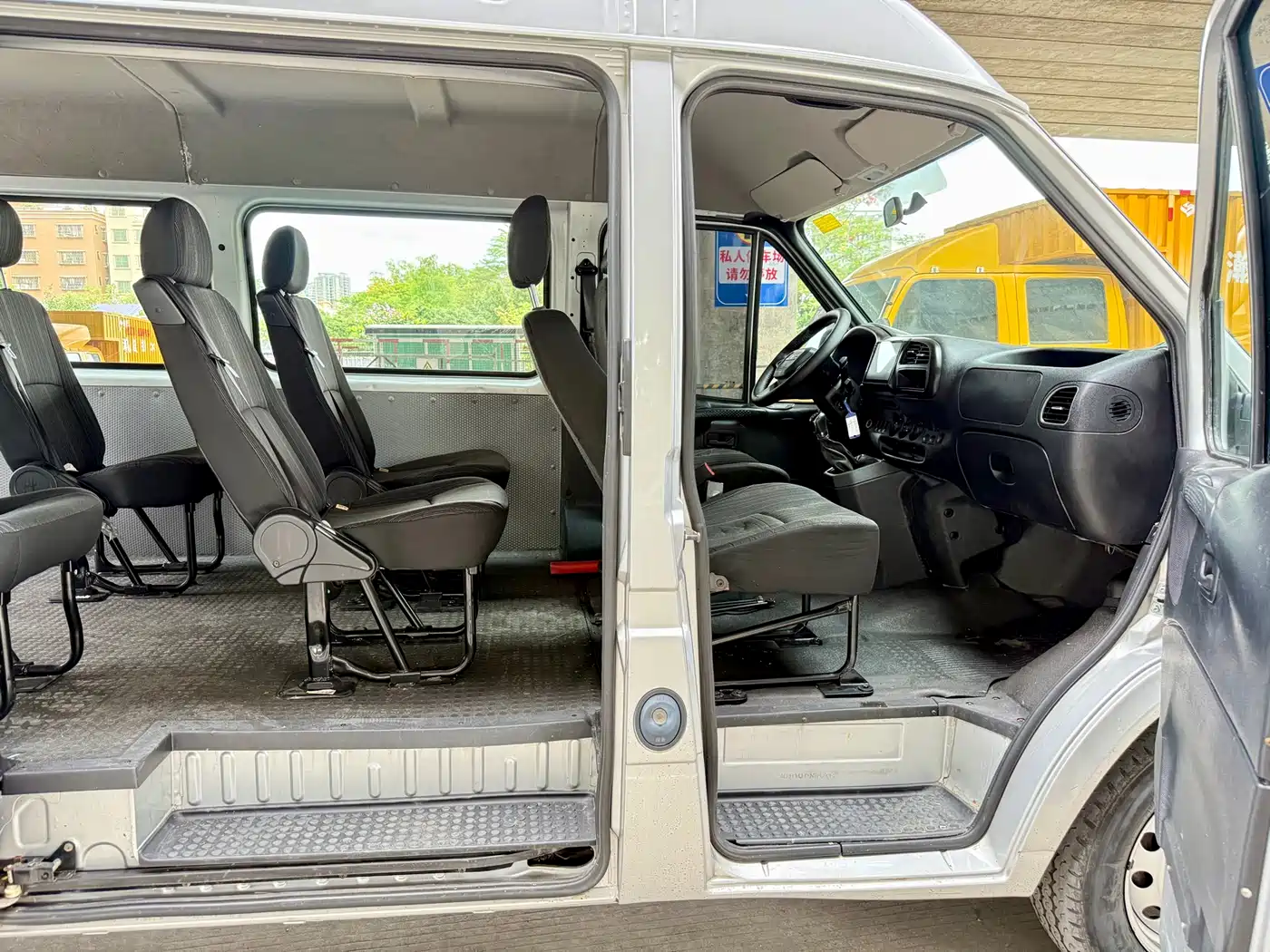 Jiangling Tesun 2022 2021 Model 2.8T Space King Taurus Edition Long Wheelbase Medium-High Roof Single Rear Tire-Step 6-Seater Diesel China VI JX493