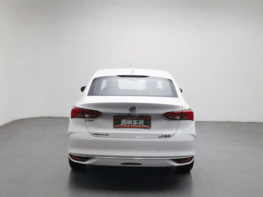 Photo 4 - Buick Verano