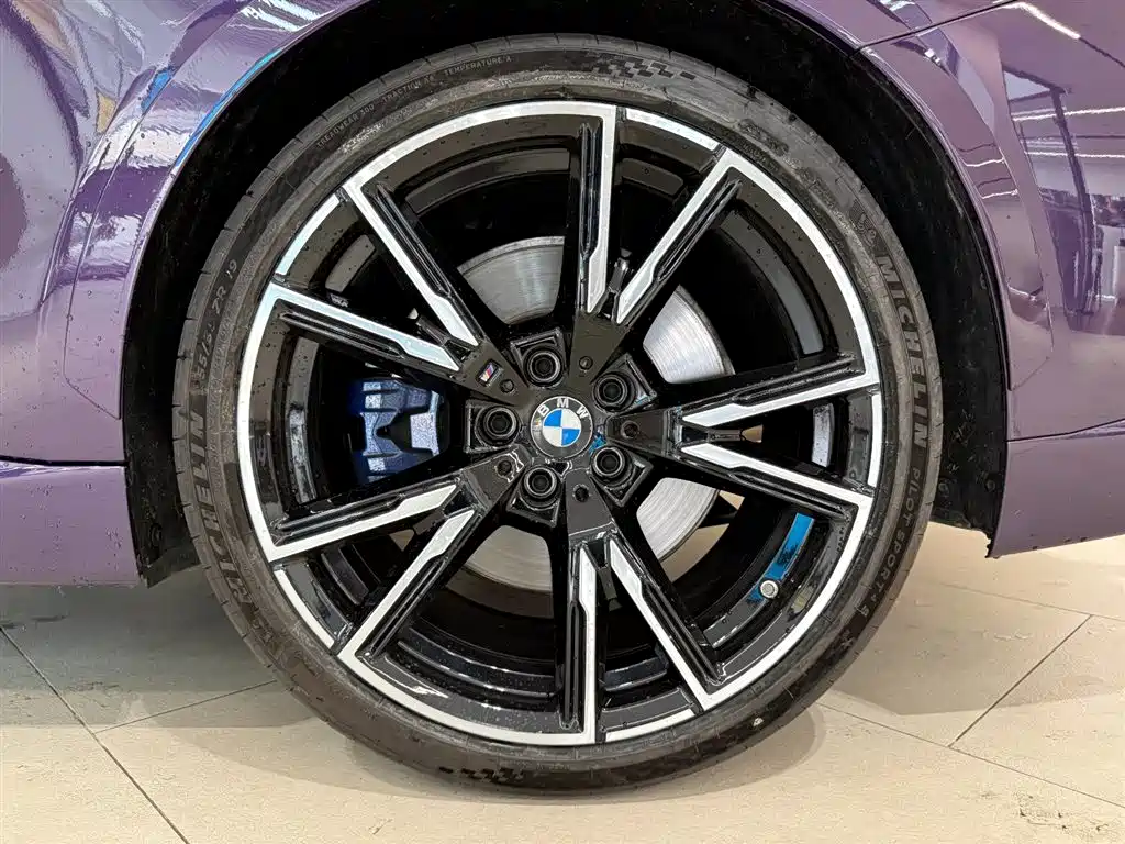 BMW M240i 2026 2025 M240i xDrive