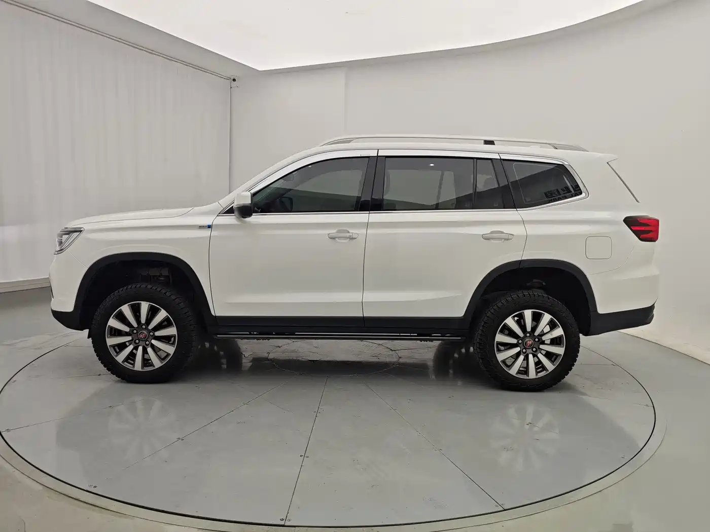 Roewe RX8 2020 2019 30T Intelligent Internet AWD Flagship Edition