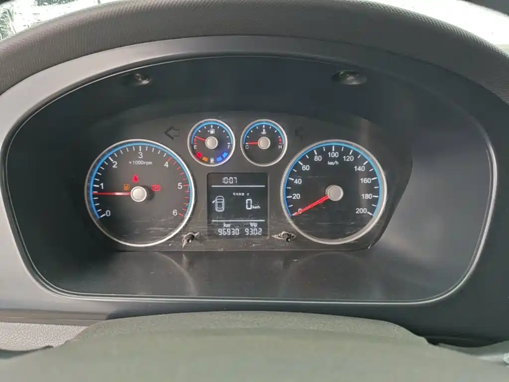 Foton Tuyano 2022 2021 2.0T Manual Tongtu Short Wheelbase Medium Roof 5/6-Seater 4F20TC3