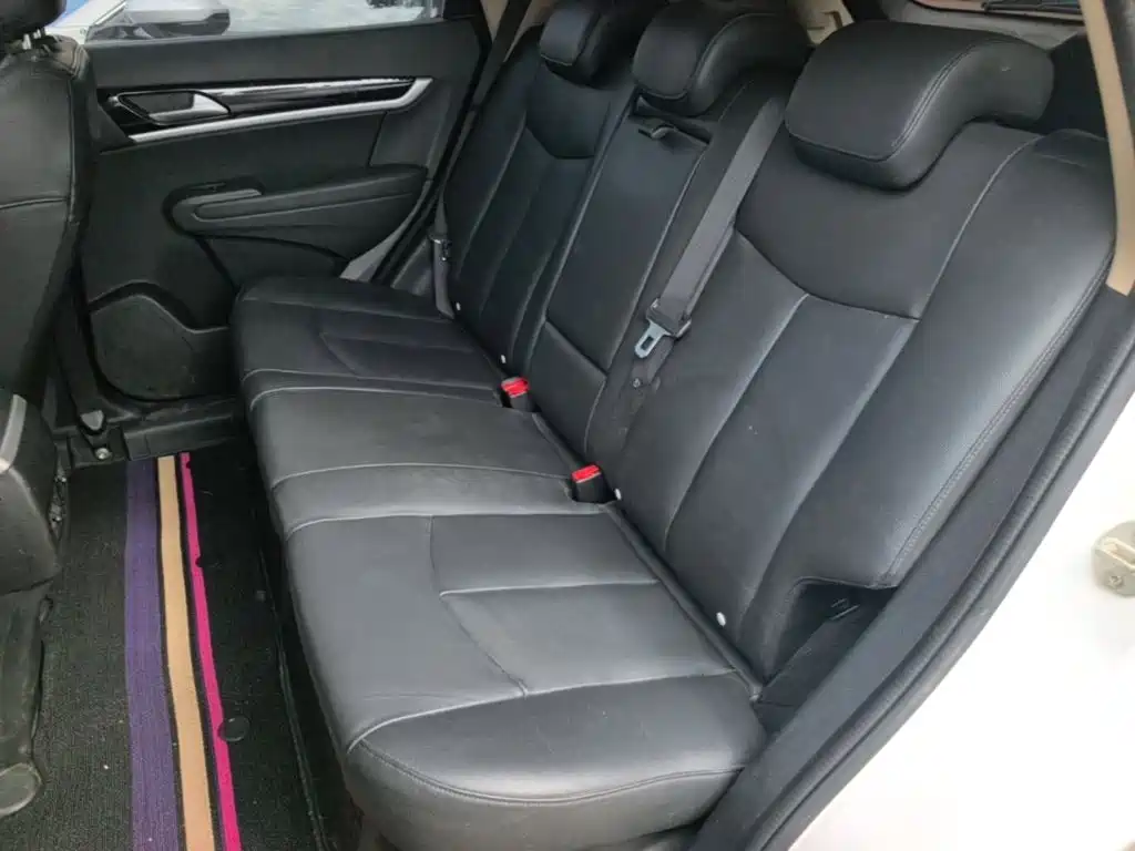 Dongfeng Aeolus Dongfeng Fengshen AX7 2015 2015 2.0L Automatic Smart Ease