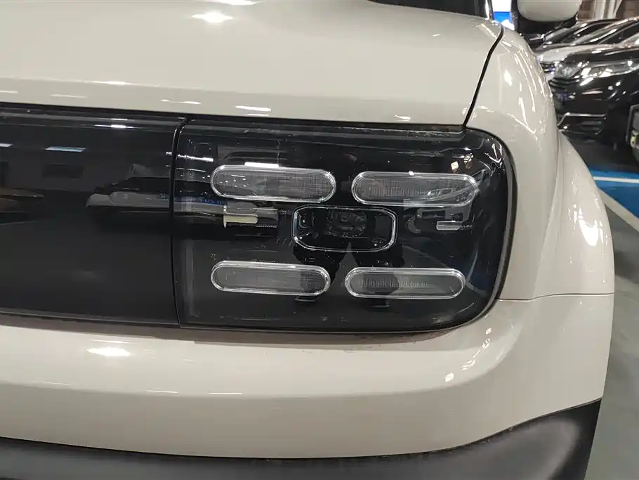 BAOJUN YUE ALSO PLUS