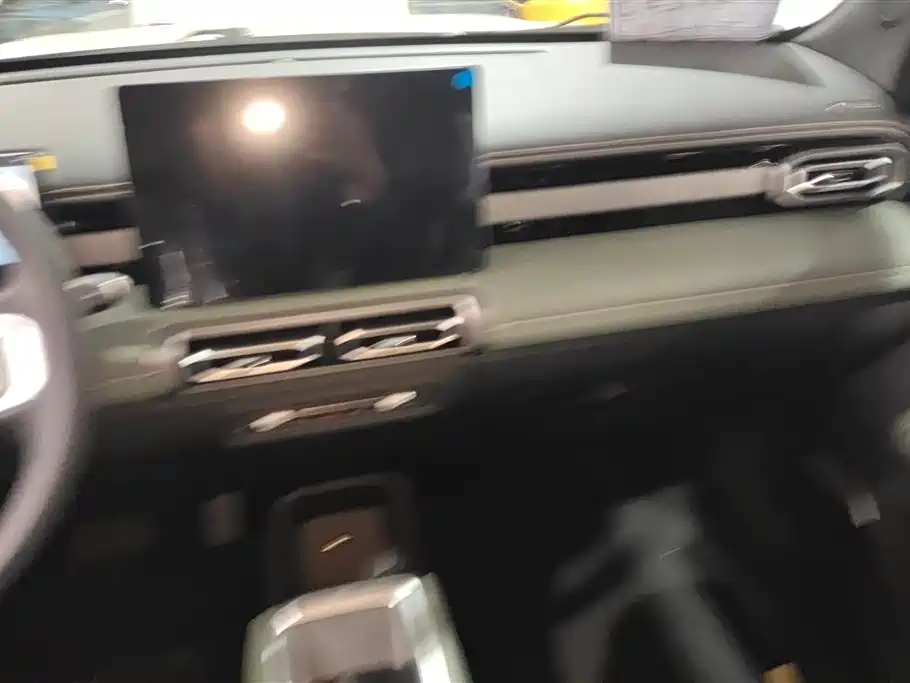 BAOJUN YUE ALSO PLUS