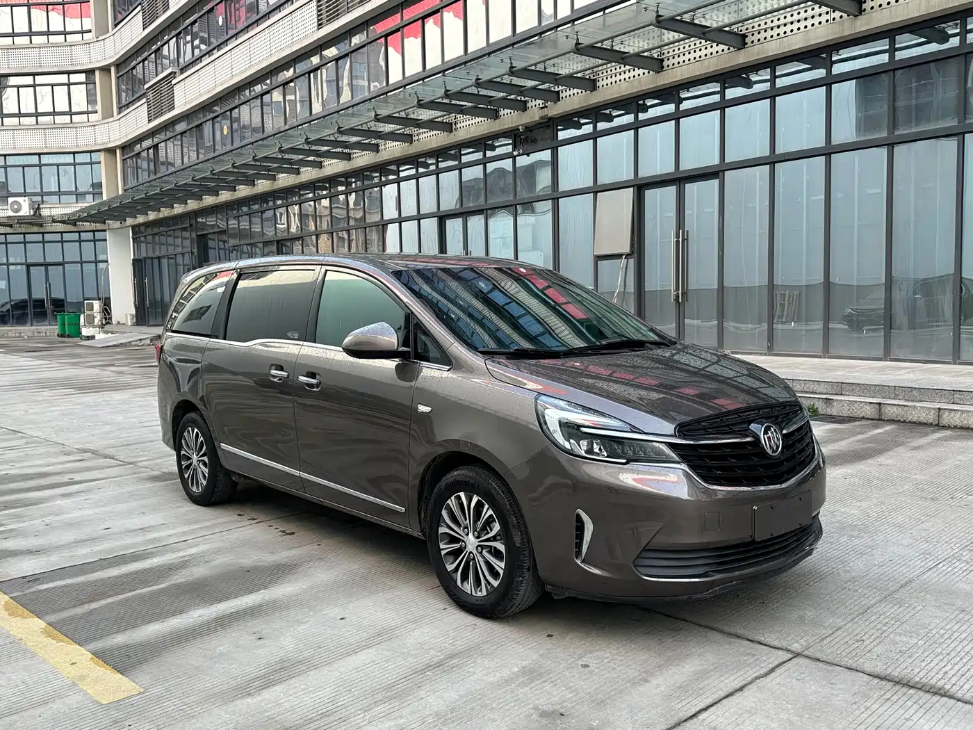 Buick GL8 2020 Model Land Business Class 652T Luxury фото 3