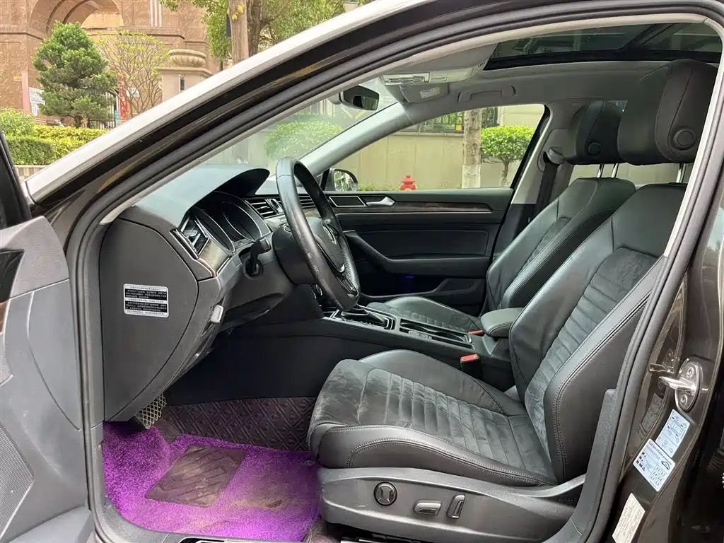 Volkswagen Magotan 2017 380TSI DSG Luxury фото 16
