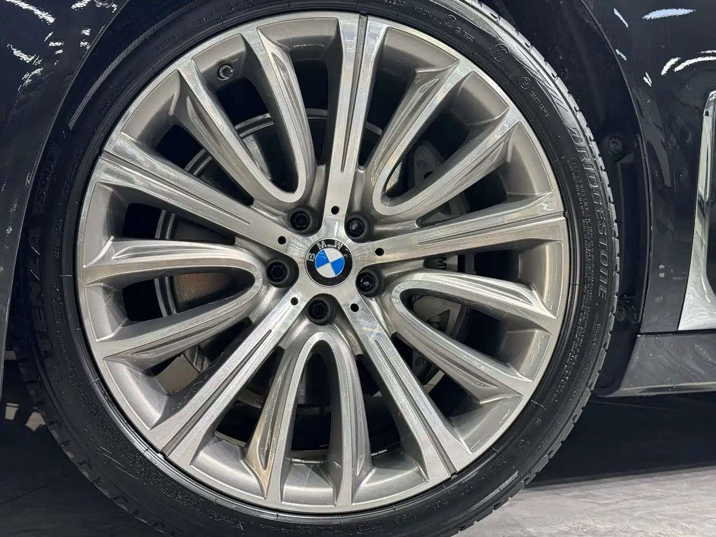 BMW 7 Series 2019 740Li Leading Luxury Package фото 27