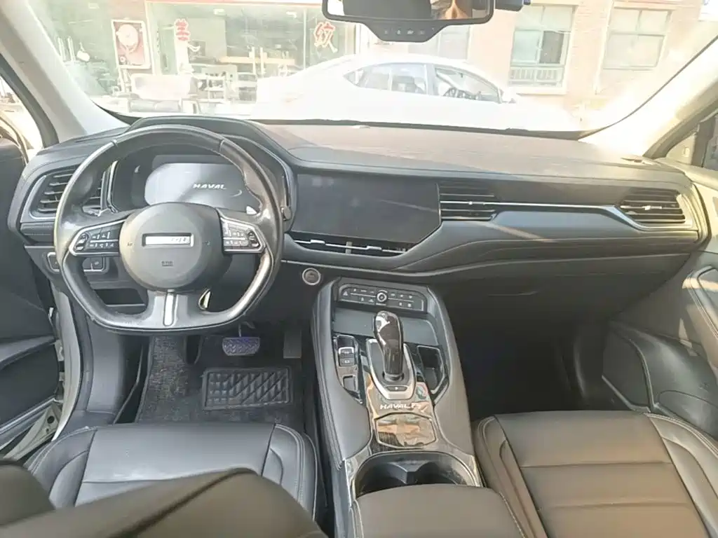 Фото 10 - Haval F7