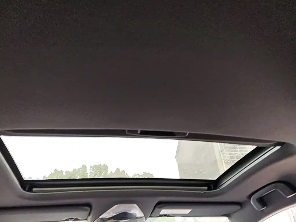 Toyota C-HR 2019 2020 Model 2.0L Leading