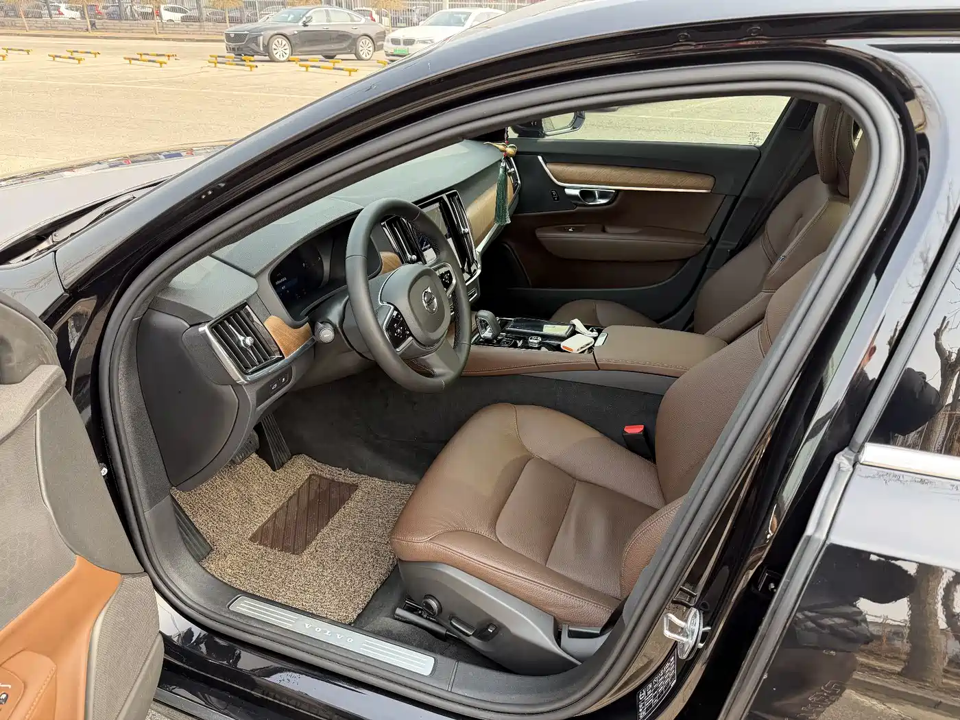 VOLVO S90 PLUG IN HYBRID