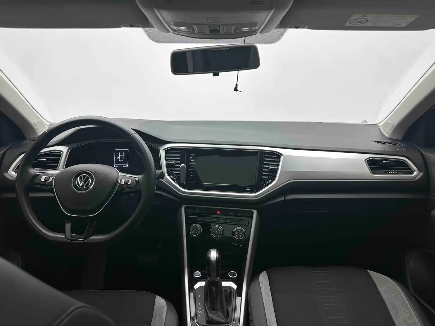 Volkswagen T-Roc, миниатюра 15