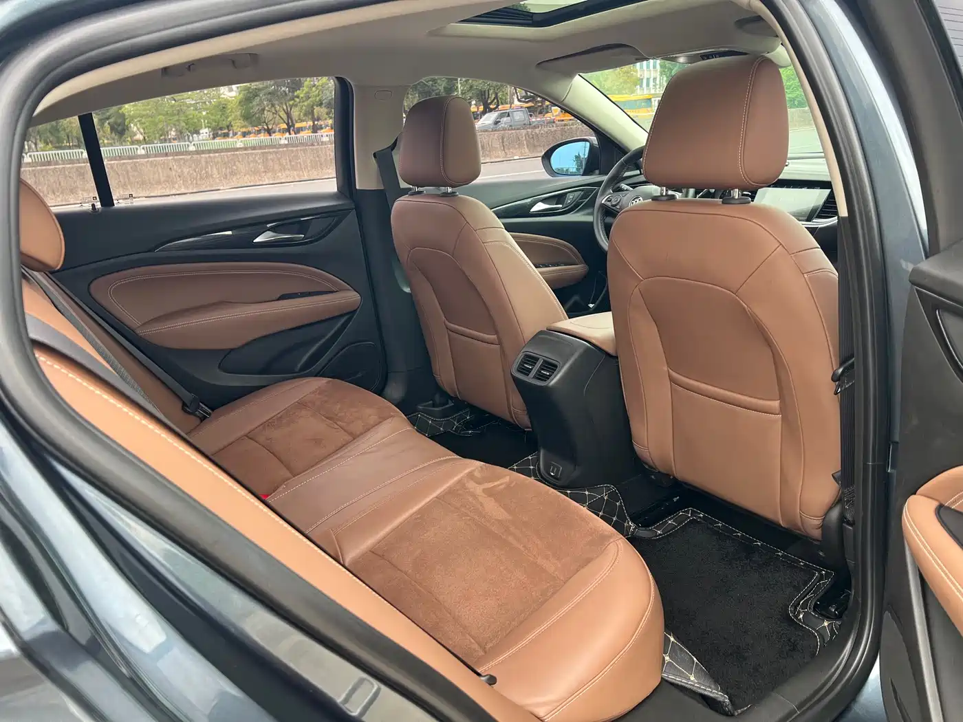 Buick Regal 2019 20T Elite China VI фото 10