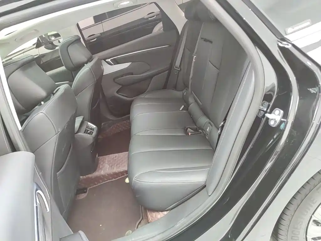 Buick LaCrosse 2025 2025 Model 28T Platinum Edition