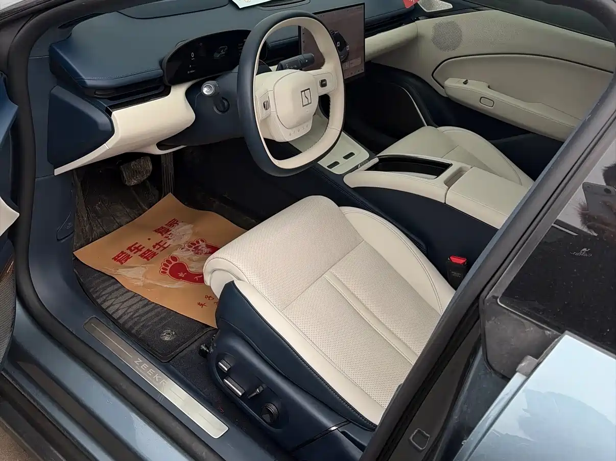 ZEEKR EXTREME KRYPTON 007